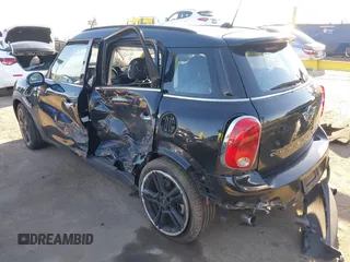 2013 MINI Countryman S z VIN WMWZC3C57DWP22928, wystawiony jako IAAI lot #41665753 z przebiegiem Nie podano mil oraz . Historia ofert i sprzedaży dostępna na DreamBid. Obrazek 3.