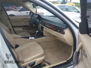 2010 BMW 3 Series 328i with VIN WBAPH7C55AE129957, listed as a IAAI auction lot 42505749 with 170,893 mi miles and . Bid and sale history available at DreamBid. Image 5.