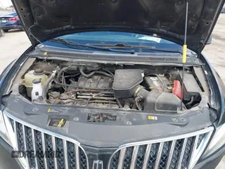 2013 Lincoln MKX with VIN 2LMDJ6JK9DBL37711, listed as a IAAI auction lot 42193737 with 188,360 mi miles. Bid and sale history available at carsss.com. Image 10.