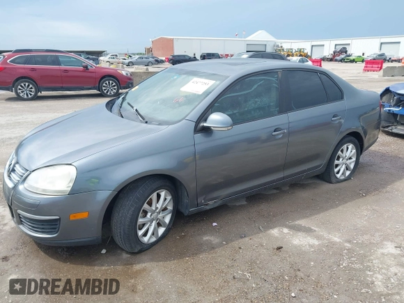 2010 Volkswagen Jetta Limited Edition с VIN 3VWRX7AJ7AM155675, выставлен на аукционе IAAI как лот 42477253 с пробегом 184 597 миль миль и . История ставок и продаж доступна на DreamBid. Изображение 6.
