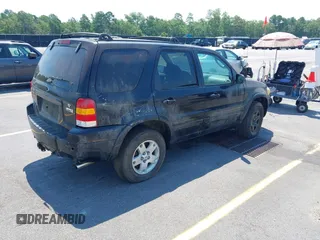 2006 Ford Escape Limited z VIN 1FMCU94146KA18857, wystawiony jako IAAI lot #42662888 z przebiegiem 182 070 mil mil oraz . Historia ofert i sprzedaży dostępna na DreamBid. Obrazek 4.