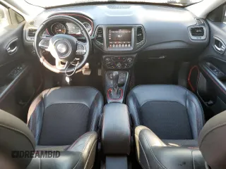 2018 Jeep Compass Trailhawk with VIN 3C4NJDDB9JT451745, listed as a Copart auction lot 61187255 with 88,923 mi miles and Salvage title. Bid and sale history available at DreamBid. Image 8.