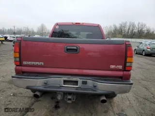 2006 GMC Sierra 1500 SLT with VIN 2GTEK13T861159258, listed as a Copart auction lot 89106975 with 116,562 mi miles and Salvage Title. Bid and sale history available at carsss.com. Image 6.