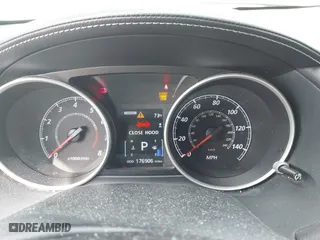 2010 Mitsubishi Outlander GT with VIN JA4JT5AX3AZ008590, listed as a IAAI auction lot 41762160 with 176,906 mi miles. Bid and sale history available at carsss.com. Image 7.
