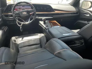 2021 Cadillac Escalade Premium Luxury z VIN 1GYS3CKL8MR244497, wystawiony jako Copart lot #52582135 z przebiegiem 73 326 mil mil oraz Szkoda całkowita • Salvage title. Historia ofert i sprzedaży dostępna na DreamBid. Obrazek 8.