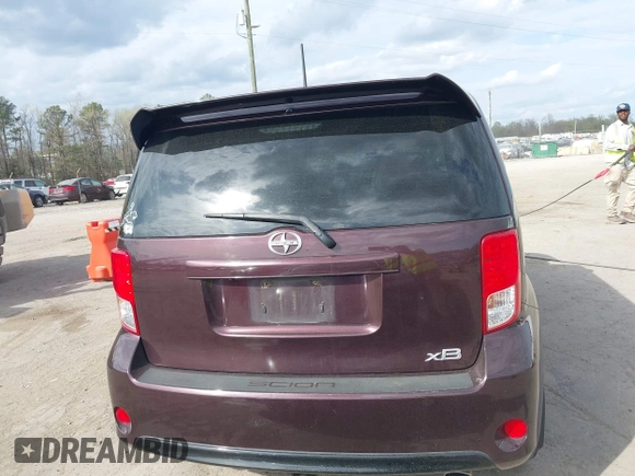 2015 Scion xB with VIN JTLZE4FE2FJ070240, listed as a IAAI auction lot 41920525 with 1 mi miles. Bid and sale history available at carsss.com. Image 16.