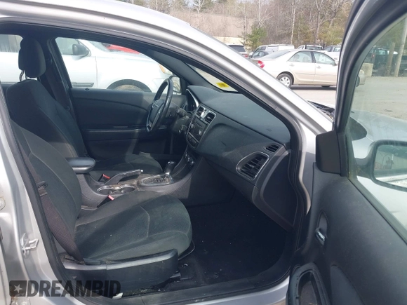 2012 Chrysler 200 Touring with VIN 1C3CCBBB7CN125569, listed as a IAAI auction lot 42083043 with 188,461 mi miles. Bid and sale history available at carsss.com. Image 5.