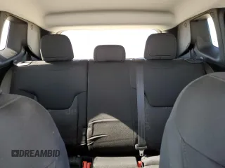 2017 Jeep Renegade Latitude with VIN ZACCJABB4HPG67092, listed as a Copart auction lot 42410215 with 122,085 mi miles and Salvage Title. Bid and sale history available at carsss.com. Image 10.