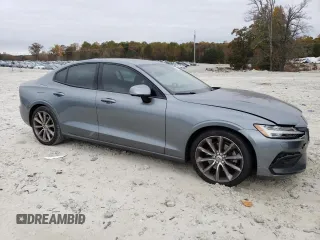 2020 Volvo S60 Momentum with VIN 7JR102FK0LG030461, listed as a Copart auction lot 74341623 with 15,958 mi miles. Bid and sale history available at carsss.com. Image 4.