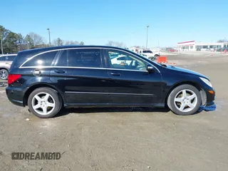 2010 Mercedes-Benz R-Class R 350 with VIN 4JGCB6FE0AA110342, listed as a IAAI auction lot 41440290 with 164,596 mi miles. Bid and sale history available at carsss.com. Image 13.