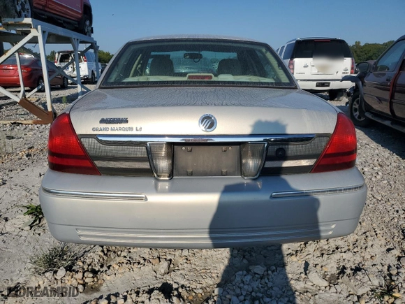 2009 Mercury Grand Marquis LS with VIN 2MEHM75V19X616257, listed as a Copart auction lot 72644514 with 121,415 mi miles and Salvage Title. Bid and sale history available at carsss.com. Image 6.