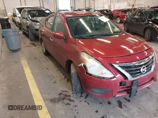 2017 Nissan Versa SV z VIN 3N1CN7AP7HK429890, wystawiony jako IAAI lot #40994261 z przebiegiem 108 886 mil mil oraz . Historia ofert i sprzedaży dostępna na DreamBid. Obrazek 1.