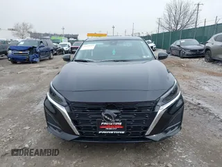 2024 Nissan Altima 2.5 SV with VIN 1N4BL4DW4RN425717, listed as a IAAI auction lot 41524119 with 3,455 mi miles. Bid and sale history available at carsss.com. Image 11.