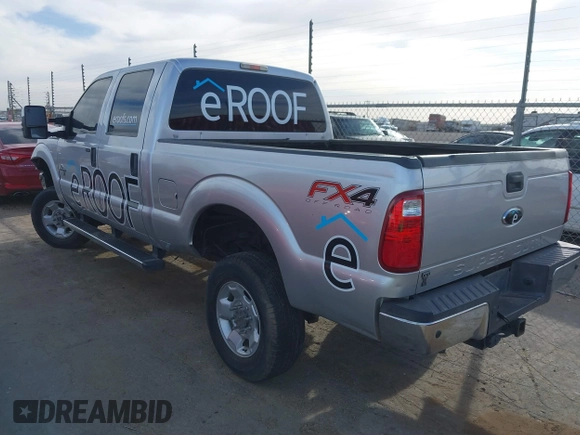 2014 Ford Super Duty F-250 SRW XL with VIN 1FT7W2BT7EEB01336, listed as a IAAI auction lot 41812032 with 276,996 mi miles. Bid and sale history available at carsss.com. Image 3.