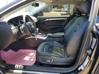 2014 Audi A5 Premium Plus z VIN WAULFAFR4EA006390, wystawiony jako Copart lot #58058855 z przebiegiem 93 898 mil mil oraz Szkoda całkowita • Salvage title. Historia ofert i sprzedaży dostępna na DreamBid. Obrazek 7.