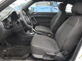 2012 Volkswagen Beetle Entry с VIN 3VWFP7AT4CM644168, выставлен на аукционе Copart как лот 51941935 с пробегом 140 718 миль миль и Списание • Salvage title. История ставок и продаж доступна на DreamBid. Изображение 7.