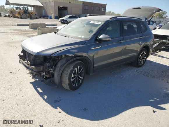 2022 Volkswagen Tiguan S with VIN 3VV1B7AX4NM050232, listed as a Copart auction lot 73802094 with 53,175 mi miles and Salvage Title. Bid and sale history available at carsss.com. Image 1.