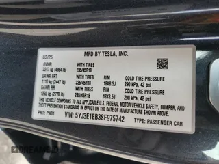 2025 Tesla Model 3 Long Range with VIN 5YJ3E1EB3SF975742, listed as a Copart auction lot 53003905 with 639 mi miles and Salvage title. Bid and sale history available at DreamBid. Image 12.