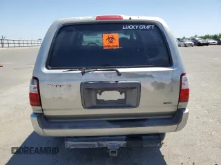 2001 Toyota 4Runner SR5 z VIN JT3GN86R610214954, wystawiony jako Copart lot #56042545 z przebiegiem 240 167 mil mil oraz Czysty tytuł • Clean title. Historia ofert i sprzedaży dostępna na DreamBid. Obrazek 6.