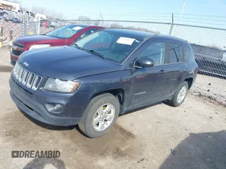 2015 Jeep Compass Sport with VIN 1C4NJCBA6FD185280, listed as a IAAI auction lot 41774462 with 175,082 mi miles. Bid and sale history available at carsss.com. Image 2.