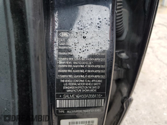 2011 Land Rover Range Rover HSE with VIN SALME1D45BA358416, listed as a Copart auction lot 44699005 with 105,737 mi miles and Salvage title. Bid and sale history available at DreamBid. Image 13.