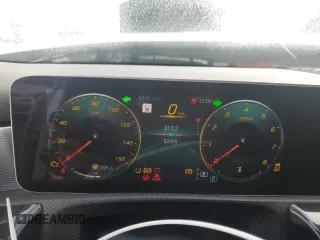 2019 Mercedes-Benz A 220 z VIN WDD3G4FB9KW001212, wystawiony jako Copart lot #85144084 z przebiegiem 53 599 mil mil oraz Szkoda całkowita • Salvage title. Historia ofert i sprzedaży dostępna na DreamBid. Obrazek 9.