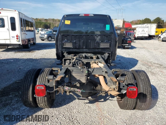2019 Ford Super Duty F-450 DRW XL with VIN 1FDUF4GY8KEF05286, listed as a Copart auction lot 80954934 with 266,413 mi miles and Clean Title. Bid and sale history available at carsss.com. Image 6.