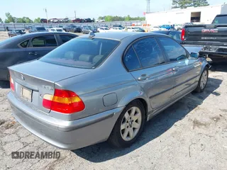 2005 BMW 3 Series 325i with VIN WBAEV33455KW16647, listed as a IAAI auction lot 42212179 with 109,853 mi miles and . Bid and sale history available at DreamBid. Image 4.