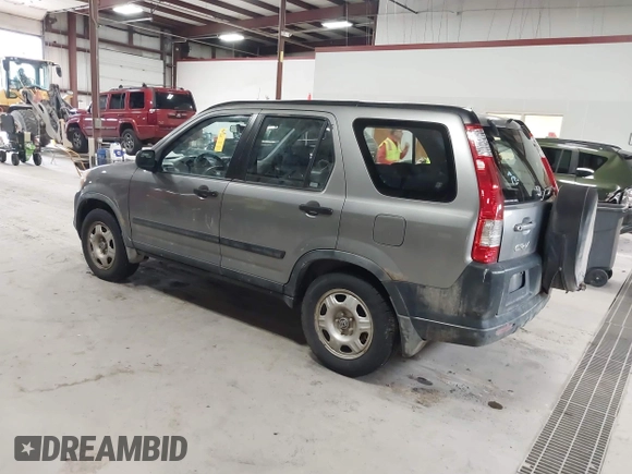 2006 Honda CR-V LX with VIN JHLRD785X6C053853, listed as a IAAI auction lot 42018895 with 246,316 mi miles and . Bid and sale history available at carsss.com. Image 3.