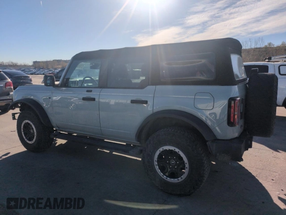 2021 Ford Bronco z VIN 1FMDE5DH7MLA94152, wystawiony jako Copart lot #53561445 z przebiegiem 35 965 mil mil oraz Szkoda całkowita • Salvage title. Historia ofert i sprzedaży dostępna na DreamBid. Obrazek 2.