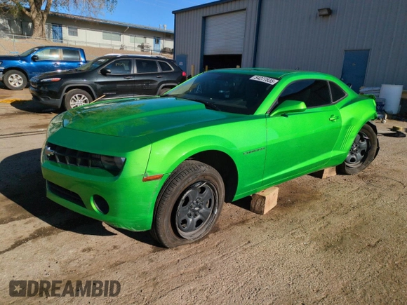2011 Chevrolet Camaro 2LS z VIN 2G1FA1ED3B9131661, wystawiony jako Copart lot #54277835 z przebiegiem 107 954 mil mil oraz Szkoda całkowita • Salvage title. Historia ofert i sprzedaży dostępna na DreamBid. Obrazek 1.