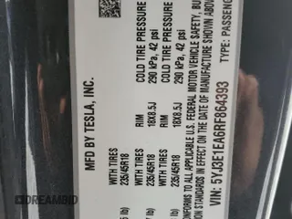 2024 Tesla Model 3 z VIN 5YJ3E1EA6RF864393, wystawiony jako Copart lot #41414425 z przebiegiem 1 529 mil mil oraz Szkoda całkowita • Salvage title. Historia ofert i sprzedaży dostępna na DreamBid. Obrazek 14.