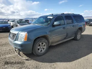 2010 GMC Yukon XL z VIN 1GKUKKE30AR267621, wystawiony jako Copart lot #49843725 z przebiegiem 228 771 mil mil oraz Tytuł czysty. Historia ofert i sprzedaży dostępna na DreamBid. Obrazek 1.