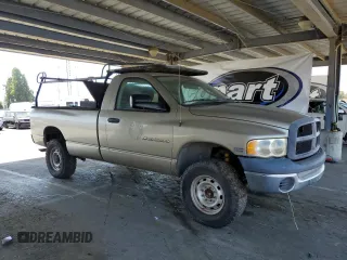 2005 Dodge 2500 ST z VIN 3D7KS26D15G806379, wystawiony jako Copart lot #60137585 z przebiegiem 122 103 mil mil oraz Czysty tytuł • Clean title. Historia ofert i sprzedaży dostępna na DreamBid. Obrazek 4.