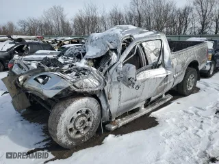 2016 Ford Super Duty F-250 SRW Lariat with VIN 1FT7W2B69GEA10386, listed as a Copart auction lot 72533084 with 0 mi miles and Non Repairable. Bid and sale history available at carsss.com. Image 1.