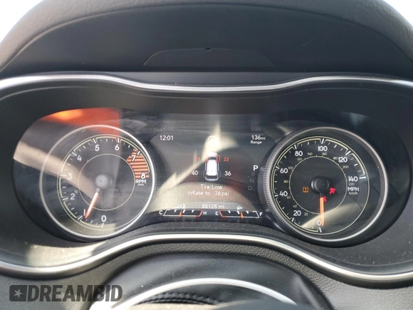 2019 Jeep Cherokee Trailhawk z VIN 1C4PJMBX2KD341540, wystawiony jako Copart lot #55656625 z przebiegiem 88 128 mil mil oraz Szkoda całkowita • Salvage title. Historia ofert i sprzedaży dostępna na DreamBid. Obrazek 9.