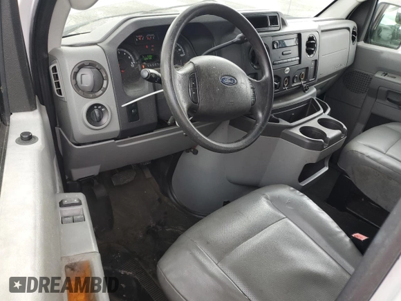 2013 Ford Econoline Cargo Commercial with VIN 1FTNE1EW8DDA73559, listed as a Copart auction lot 52942975 with 288,790 mi miles and Clean title. Bid and sale history available at DreamBid. Image 8.