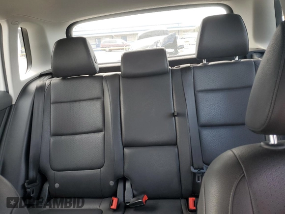 2016 Volkswagen Tiguan S with VIN WVGBV7AX0GW600518, listed as a Copart auction lot 86335544 with 132,123 mi miles and Salvage Title. Bid and sale history available at DreamBid. Image 10.