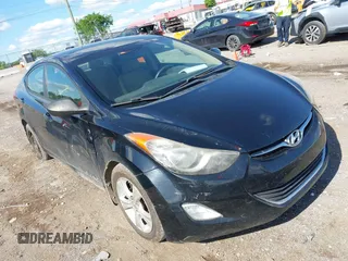 2012 Hyundai Elantra GLS z VIN KMHDH4AE3CU452559, wystawiony jako IAAI lot #42181528 z przebiegiem 199 980 mil mil oraz . Historia ofert i sprzedaży dostępna na DreamBid. Obrazek 1.