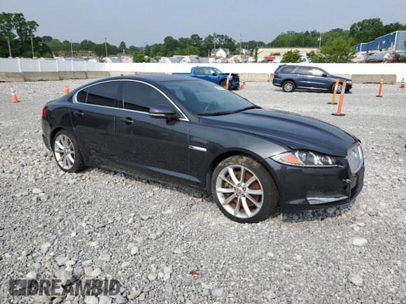 2015 Jaguar XF Portfolio z VIN SAJWJ0FFXF8U53055, wystawiony jako Copart lot #59960205 z przebiegiem 53 476 mil mil oraz Czysty tytuł • Clean title. Historia ofert i sprzedaży dostępna na DreamBid. Obrazek 4.