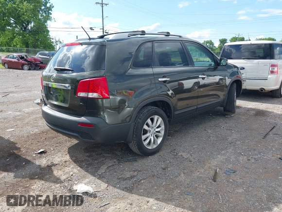 2011 Kia Sorento LX with VIN 5XYKT4A26BG152191, listed as a IAAI auction lot 42257365 with 198,595 mi miles and . Bid and sale history available at DreamBid. Image 4.