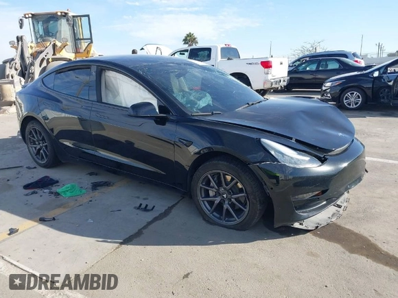 2019 Tesla Model 3 Mid Range with VIN 5YJ3E1EA0KF399082, listed as a IAAI auction lot 41697100 with 138,998 mi miles and . Bid and sale history available at carsss.com. Image 1.