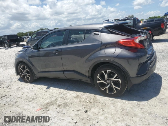 2018 Toyota C-HR XLE with VIN NMTKHMBX4JR042316, listed as a Copart auction lot 61789115 with 67,886 mi miles and Salvage title. Bid and sale history available at DreamBid. Image 2.