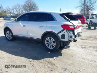 2018 Lincoln MKX Premiere z VIN 2LMPJ6JR7JBL45554, wystawiony jako IAAI lot #41866850 z przebiegiem 90 685 mil mil oraz . Historia ofert i sprzedaży dostępna na DreamBid. Obrazek 3.