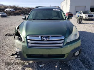 2014 Subaru Outback Premium with VIN 4S4BRBCC1E3222824, listed as a Copart auction lot 46553755 with 132,792 mi miles and Salvage Title. Bid and sale history available at DreamBid. Image 5.