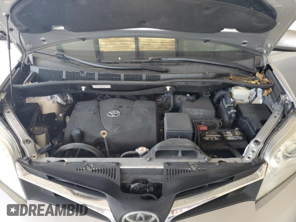 2018 Toyota Sienna LE Auto Access Seat with VIN 5TDKZ3DC5JS959834, listed as a Copart auction lot 51002875 with 113,144 mi miles and Salvage Title. Bid and sale history available at carsss.com. Image 12.