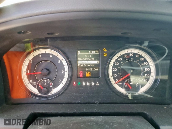 2018 Ram 1500 Express z VIN 1C6RR7FT2JS244415, wystawiony jako Copart lot #59847905 z przebiegiem 144 915 mil mil oraz Czysty tytuł • Clean title. Historia ofert i sprzedaży dostępna na DreamBid. Obrazek 9.