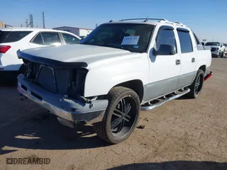 2003 Chevrolet Avalanche with VIN 3GNEC13T83G291671, listed as a IAAI auction lot 41492745 with 185,482 mi miles. Bid and sale history available at carsss.com. Image 19.