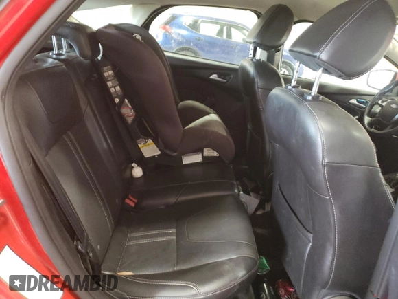 2014 Ford Focus SE with VIN 1FADP3K25EL333416, listed as a Copart auction lot 43550925 with 135,345 mi miles and Salvage Title. Bid and sale history available at carsss.com. Image 10.
