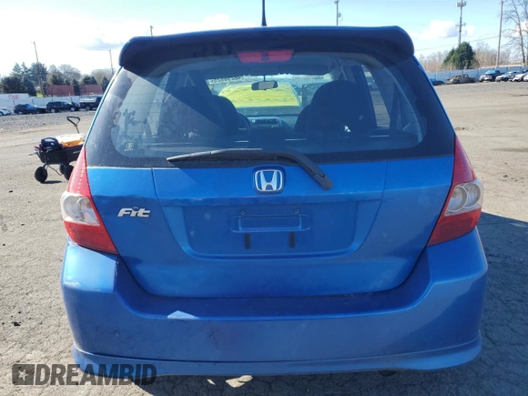 2007 Honda Fit Sport with VIN JHMGD38657S041976, listed as a Copart auction lot 48258825 with 151,075 mi miles and Salvage title. Bid and sale history available at DreamBid. Image 6.